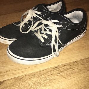 Black vans
